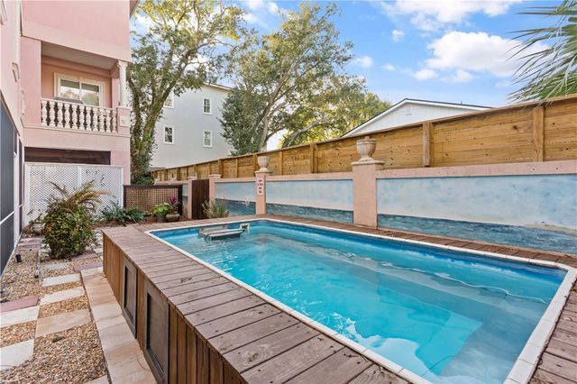 907 Beachview Drive, St Simons Island, GA 31522