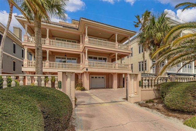 907 Beachview Drive, St Simons Island, GA 31522