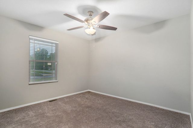 4561 W Tarkio Street, Springfield, MO 65802