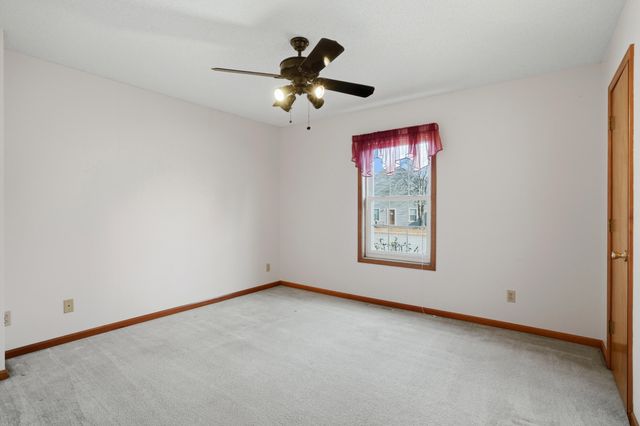 2001 KATY LN, Columbia, MO 65203