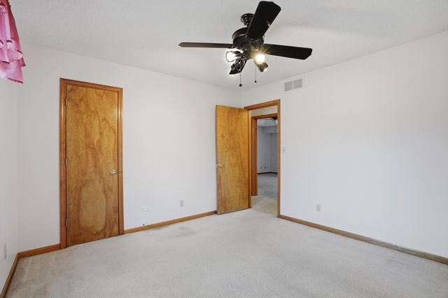 2001 KATY LN, Columbia, MO 65203