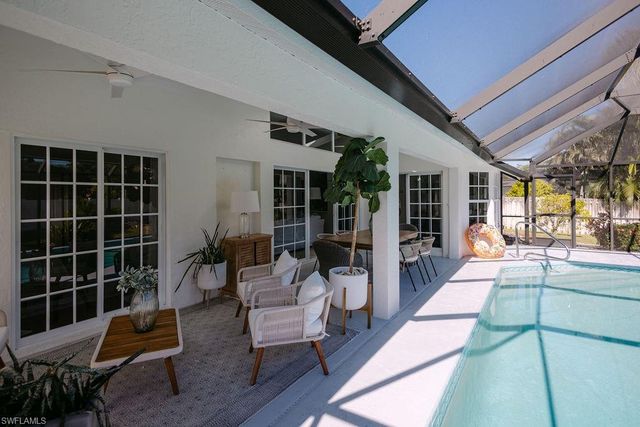 386 Ashbury WAY, Naples, FL 34110