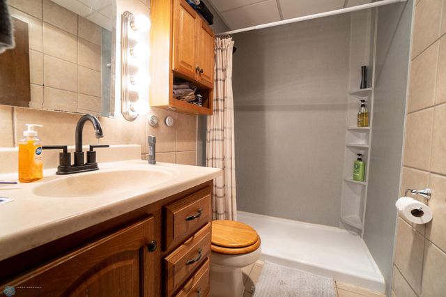1606 5th Street N, Fargo, ND 58102