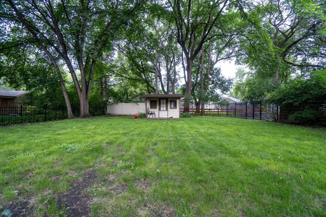 1606 5th Street N, Fargo, ND 58102