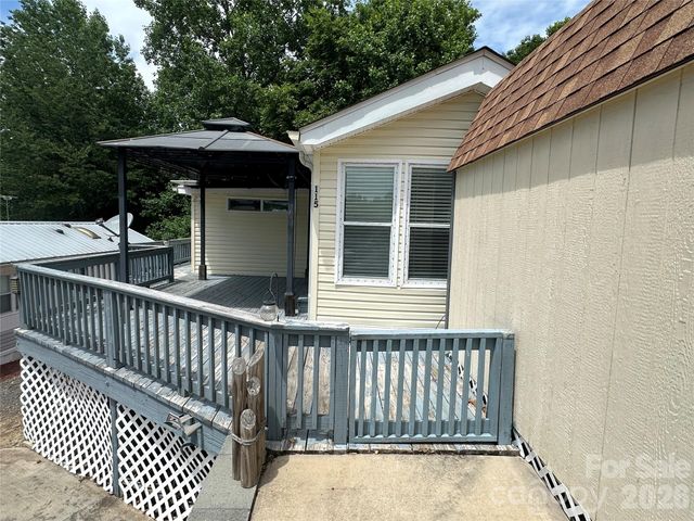 115 Badin View Road, New London, NC 28127