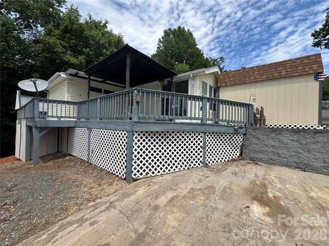 115 Badin View Road, New London, NC 28127