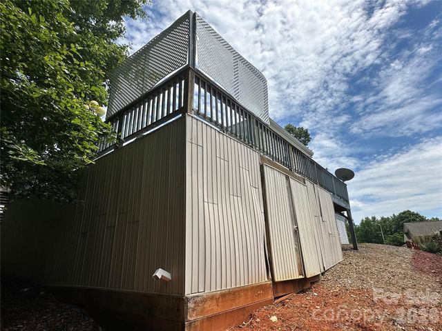 115 Badin View Road, New London, NC 28127