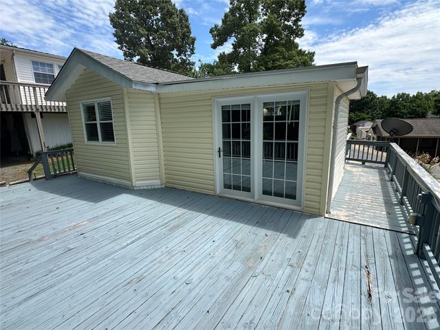 115 Badin View Road, New London, NC 28127