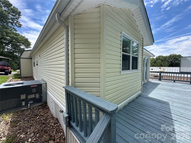 115 Badin View Road, New London, NC 28127