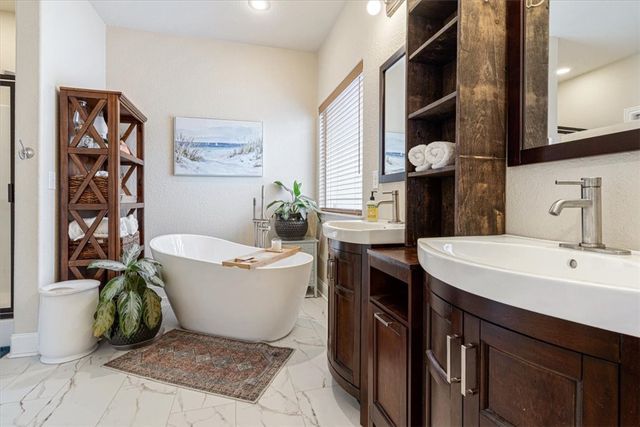 58 Sidlaw Hills Drive, Bella Vista, AR 72715