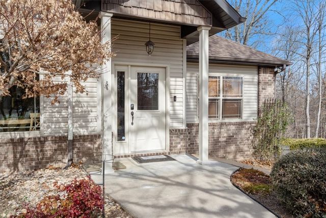 58 Sidlaw Hills Drive, Bella Vista, AR 72715