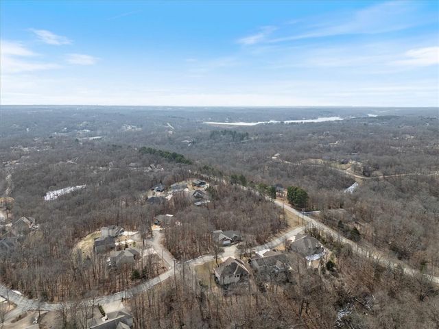 58 Sidlaw Hills Drive, Bella Vista, AR 72715