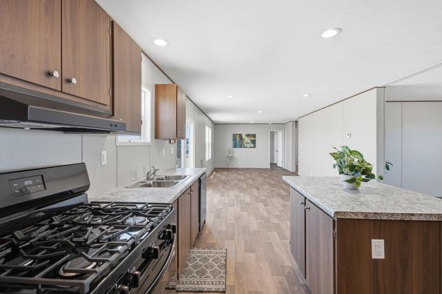 34 Hinson Road, Belen, NM 87002