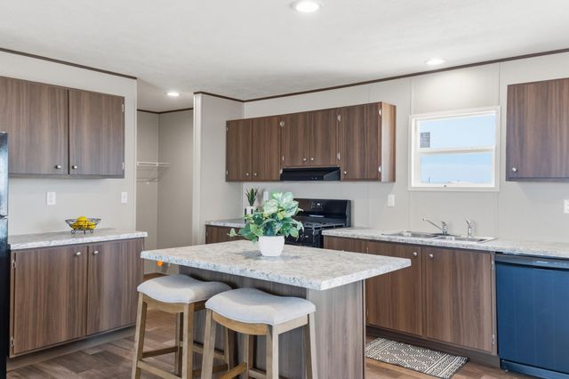 34 Hinson Road, Belen, NM 87002