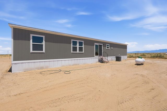 34 Hinson Road, Belen, NM 87002