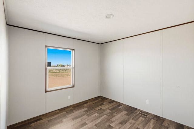 34 Hinson Road, Belen, NM 87002