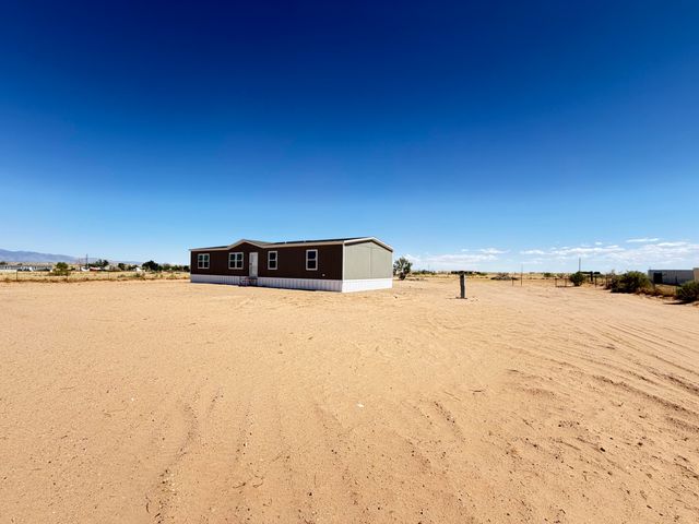 34 Hinson Road, Belen, NM 87002