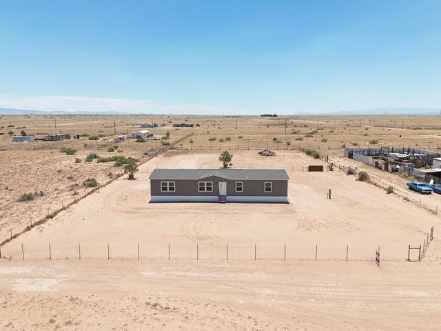 34 Hinson Road, Belen, NM 87002