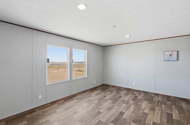 34 Hinson Road, Belen, NM 87002