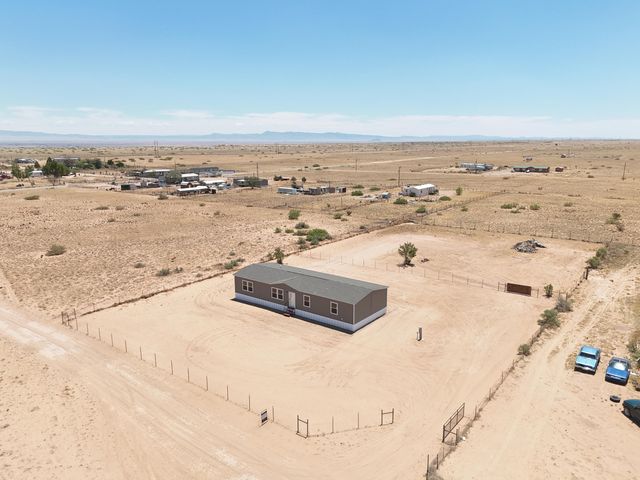 34 Hinson Road, Belen, NM 87002