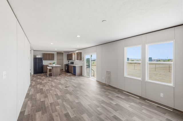 34 Hinson Road, Belen, NM 87002