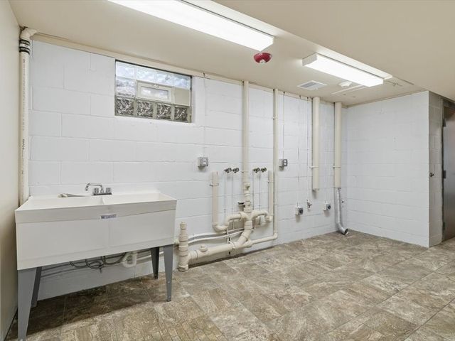 444 McElheny Rd., Shaler, PA 15116