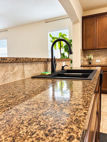 14226 Rim Side Trail, Houston, TX 77045