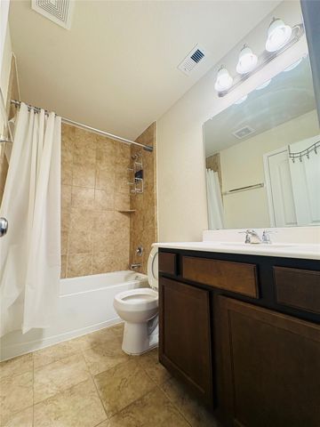 14226 Rim Side Trail, Houston, TX 77045
