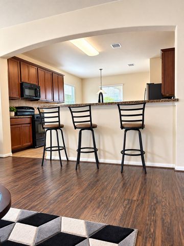 14226 Rim Side Trail, Houston, TX 77045