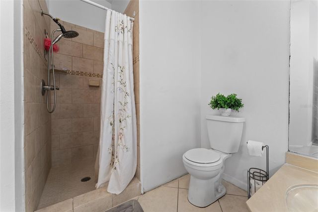 5385 AEOLUS WAY, Orlando, FL 32808