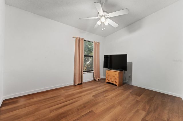 5385 AEOLUS WAY, Orlando, FL 32808