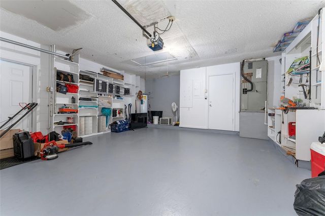 5385 AEOLUS WAY, Orlando, FL 32808