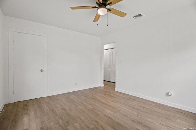 546 BYRNES DR, San Antonio, TX 78209