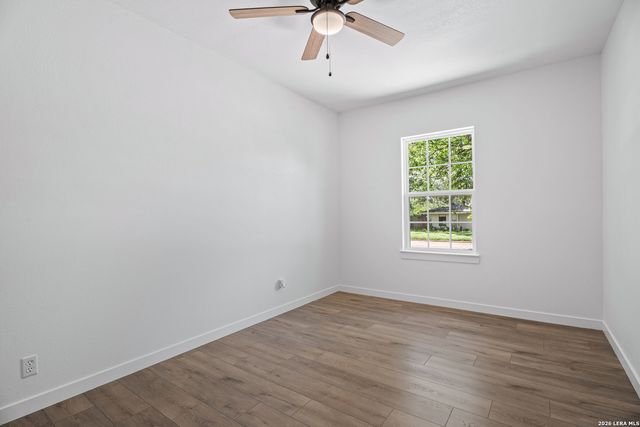 546 BYRNES DR, San Antonio, TX 78209