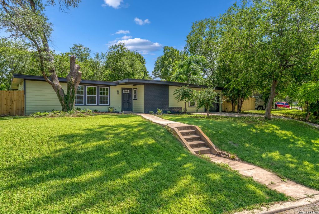 546 BYRNES DR, San Antonio, TX 78209