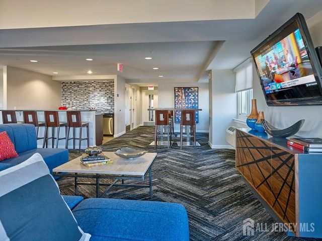 110 Somerset Street 2309, New Brunswick, NJ 08901