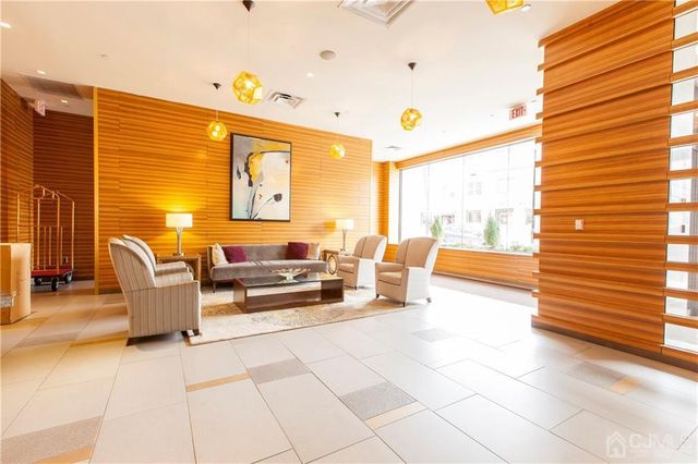 110 Somerset Street 2309, New Brunswick, NJ 08901