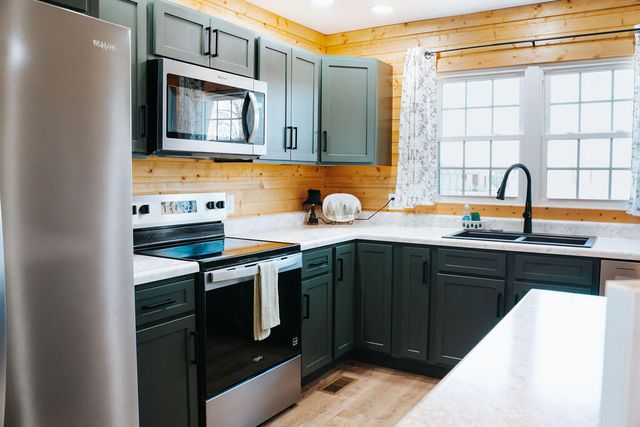 477 Wildcat Ridge, Rogers, KY 41365