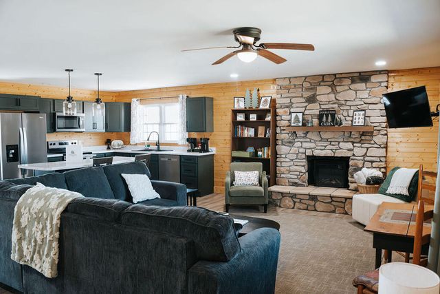 477 Wildcat Ridge, Rogers, KY 41365