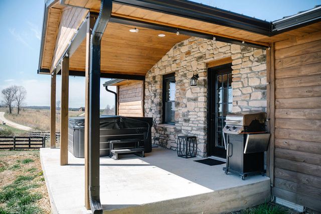 477 Wildcat Ridge, Rogers, KY 41365