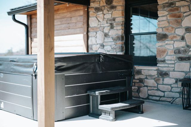 477 Wildcat Ridge, Rogers, KY 41365