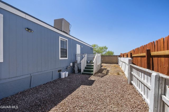 1729 Jamie Way 134, Rosamond, CA 93560