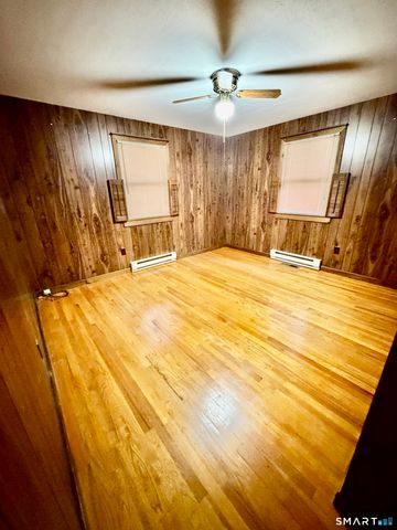232 Lakeside Boulevard East, Waterbury, CT 06708