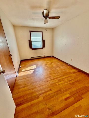 232 Lakeside Boulevard East, Waterbury, CT 06708