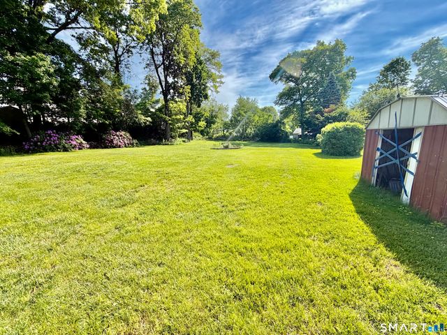 232 Lakeside Boulevard East, Waterbury, CT 06708