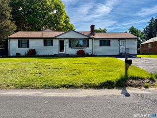 232 Lakeside Boulevard East, Waterbury, CT 06708