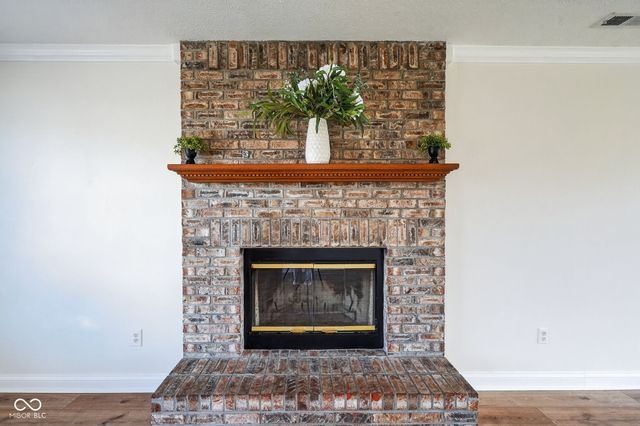 6115 Glebe Drive, Indianapolis, IN 46237