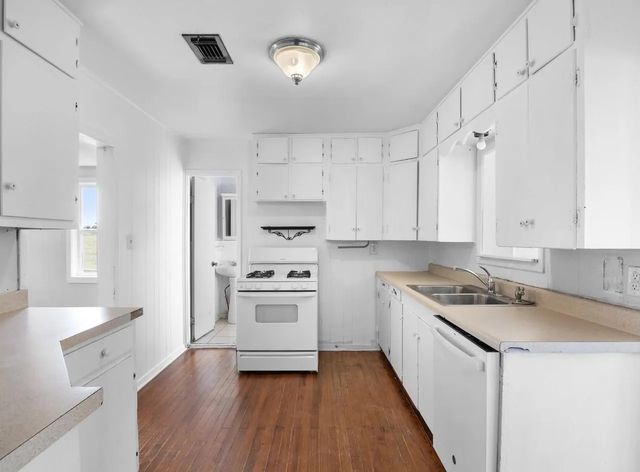 4402 Colony Road, Granbury, TX 76048