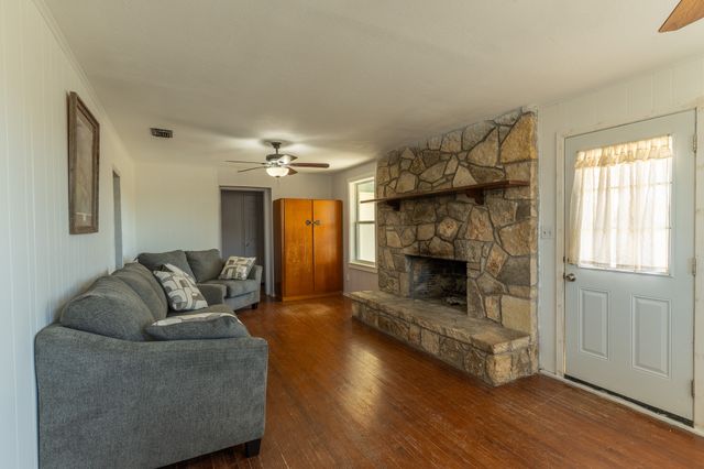 4402 Colony Road, Granbury, TX 76048