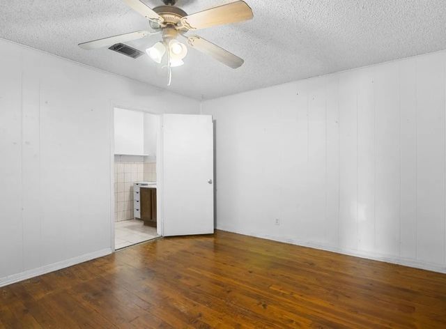 4402 Colony Road, Granbury, TX 76048